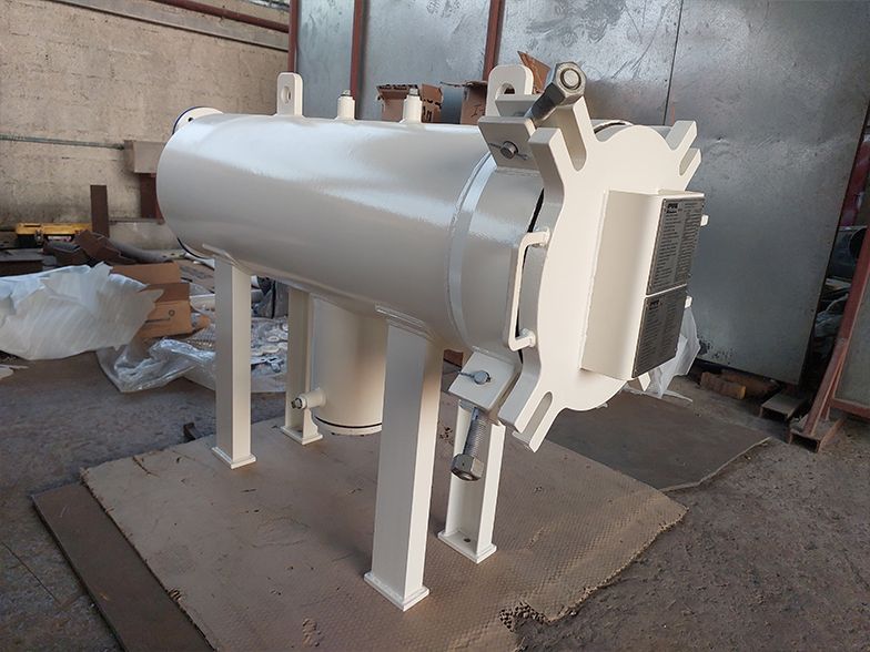 HORIZONTAL FILTER WATER SEPARATOR